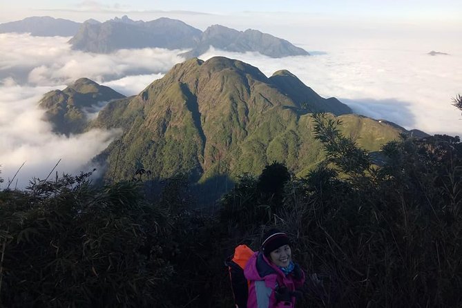 1 day Fansipan Trekking - Lunch at Around 2,800m: Fuel for the Final Push