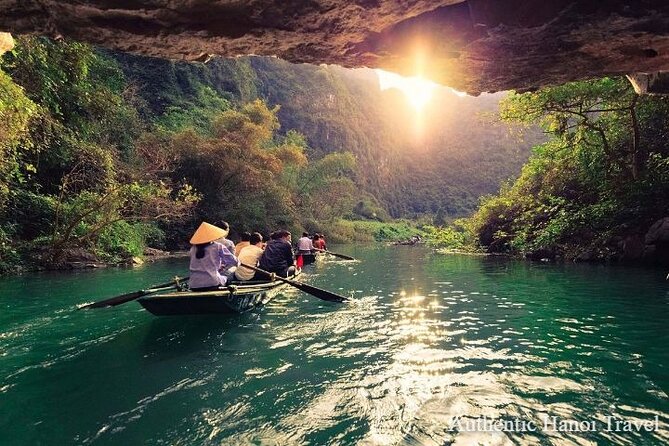 1 Day Luxury Tour in Bai Dinh, Trang An and Mua Cave From Hanoi - Lunch and the Included Extras That Make the Day Work