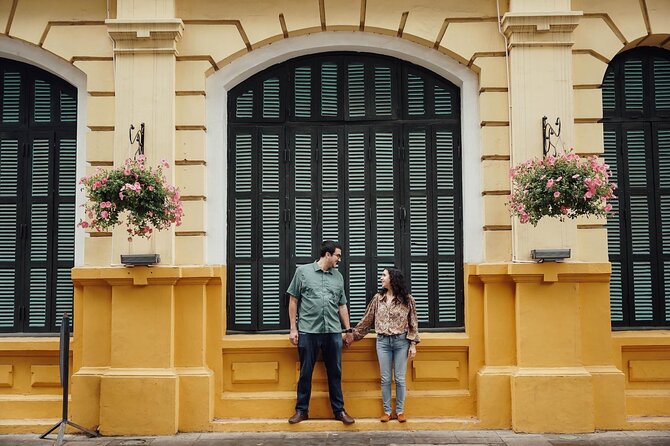 1 Hour Private Experience in HaNoi with Professional Photographer - How a 1-hour private photo session in Hanoi actually plays out
