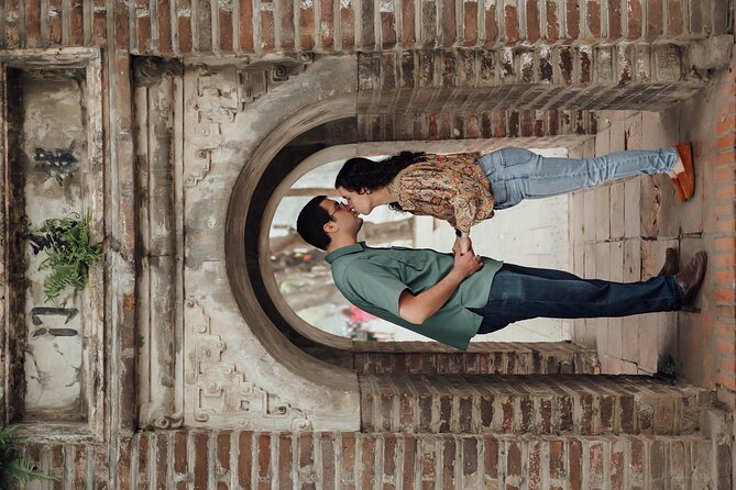 1 Hour Private Experience in HaNoi with Professional Photographer - Photo delivery: fast originals, a next-day edited set