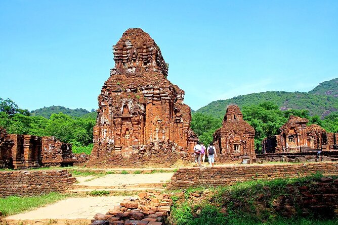 14 Days Classic Vietnam - A Private Tour from Hanoi to Saigon - Hue and Da Nang stops: Cham culture, Thien Mu Pagoda, and the Citadel