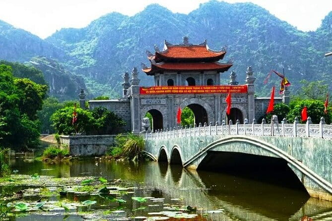 19-Day Tours | Explore the Essential and Highlights in Vietnam - Price and What the $1,989 Buys You (And What It Doesn’t)