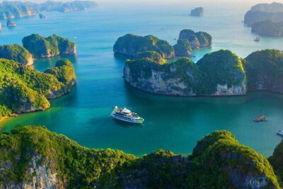 19-Day Tours | Explore the Essential and Highlights in Vietnam - Hanoi Old Quarter to Hoa Lo: Pagodas, Museums, and a Tough History Stop