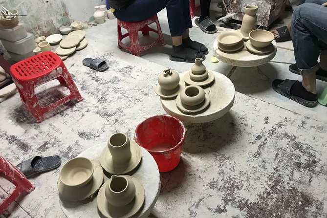 2.5 hours Ceramics Painting Workshop In Hanoi Old Quarter - Entering the workshop on Hang Gai (Authentic Bat Trang)