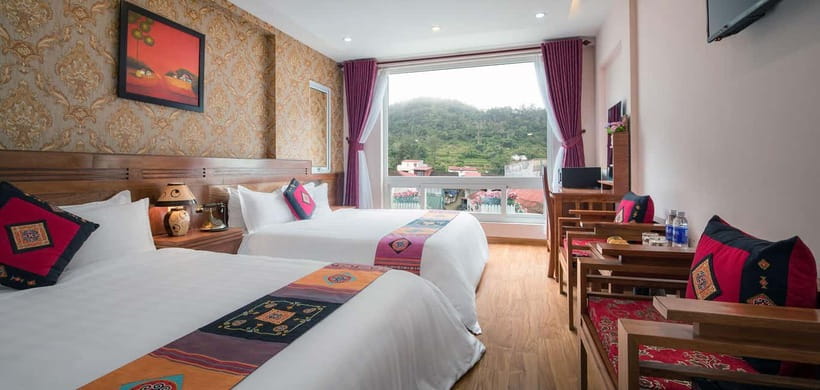 2 Day-2 Night Sapa Trekking: Overnight Train &Limousine Bus - Morning in Lao Cai and the Sa Pa arrival at altitude