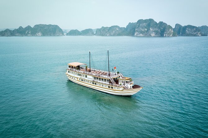 2-Day Boutique Cruise Discover Hidden Gems of Bai Tu Long Bay - Cabin comfort: ocean view, private bathroom, and real sleep