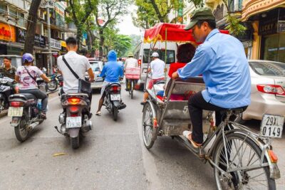 2-Day In Halong Bay Cruise With Transfer From Hanoi - Day 1 in Lan Ha Bay: From Hanoi Pickup to Cave-Spotting at Sea Level