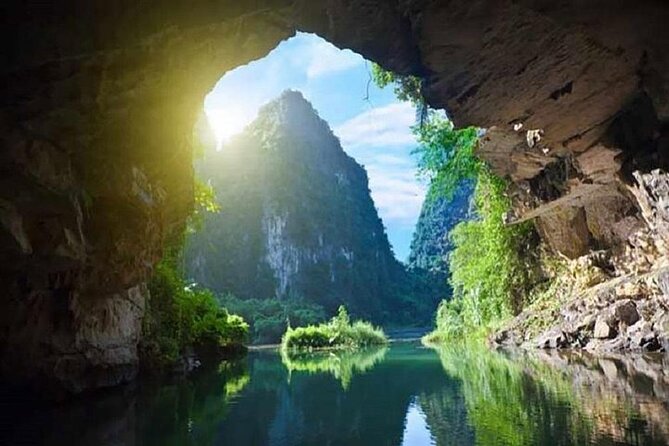 2 Day Ninh Binh Adventure Tour - Bai Dinh Pagoda: Records, Bells, and the Electric-Card Ride
