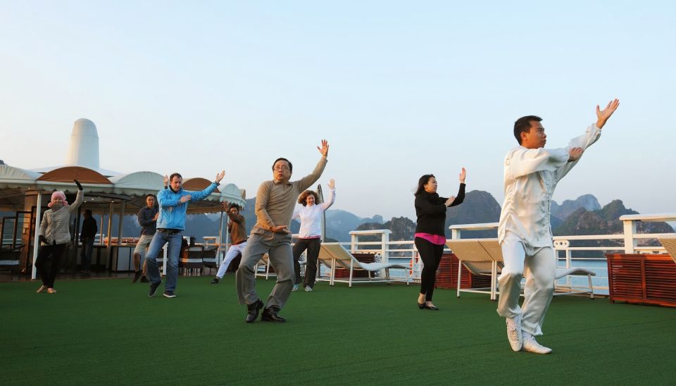 2-Day On 5 Star Cruise Halong Bay with Meals and Kayaking - Practical Packing Tips for Caves, Bugs, and Cool Evenings