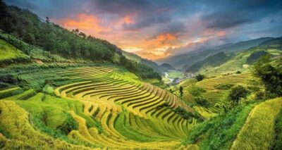 2-Day Sapa Tour - Overnight in Ta Van Village (All in One) - Day 1 walk: Y Linh Ho to Lao Chai and down to Ta Van