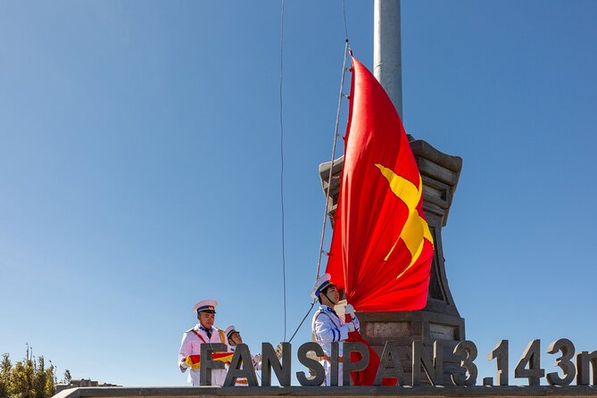 2-day Sapa Trekking & Fansipan Cable Car & Bus from Hanoi - Guides, WhatsApp updates, and what English clarity means for you