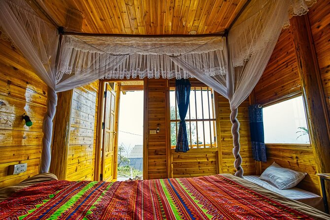 2-Day Trekking Adventure of Sapa from Hanoi with Night Bus - Food and comfort: five meals plus a modern toilet in the village
