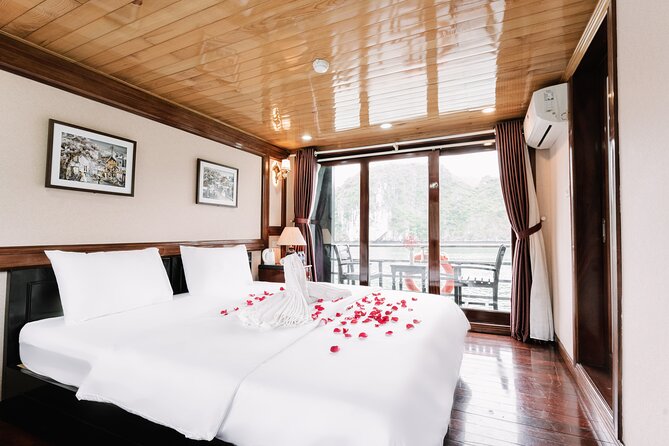 2 Days 1 Night on Lan Ha Bay at Daiichi Boutique Cruise - Entering Lan Ha Bay the easy way: 2 days, real views, no cave circus