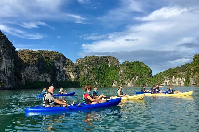 2 Days 1 Night Overnight on Cruise in Halong Bay - Day Two at 6:00: Sunrise Photos and Tai Chi Before Breakfast