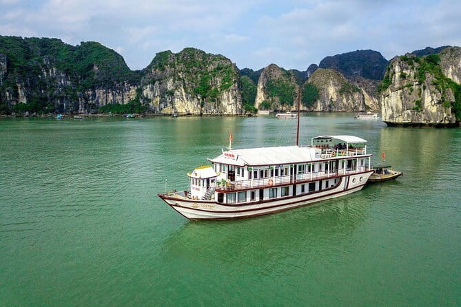2 Days 1 Night Visit Lan Ha Bay - Classic 3 cabins cruise - Night kayaking for bioluminescent plankton: the moment people remember
