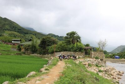 2 days 3 Nights Sapa Trekking Tour by Night Train from Hanoi - Lao Cai at 06:00, then straight into Cat Cat