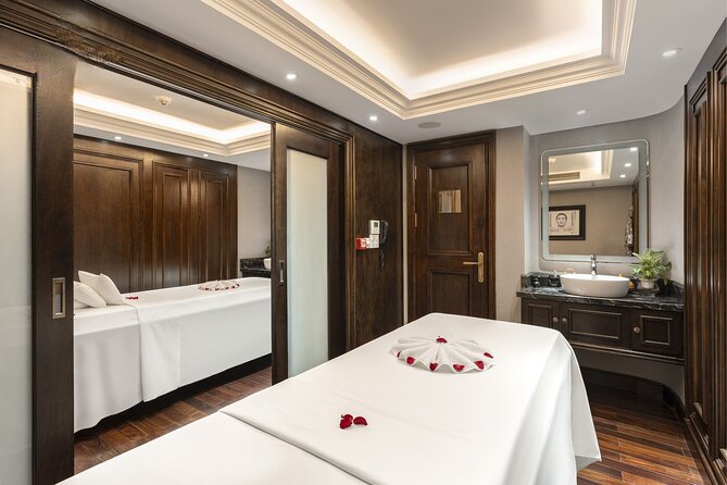 2 Days Cruise Exploration in Halong Bay from Hanoi - Arriving on Signature Cruise: Piano Lounge Vibes and a Welcoming Start