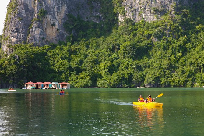 2 Days Halong Bay - Halong Sapphire Cruise - Day 1: Tuan Chau Port, Seafood Lunch Cruise, and First Bay Views