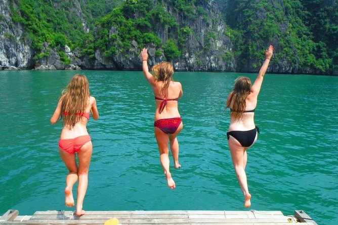 2 Weeks Vietnam and Cambodia - Super Saving - Amazing Experience - From Vietnam to Cambodia by coach: Phnom Penh’s two heavy sites