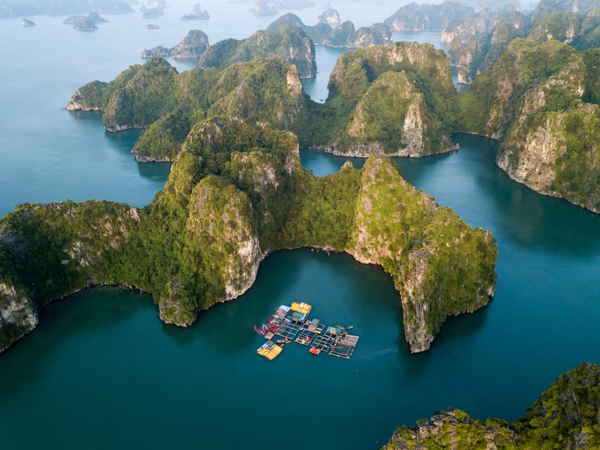25 minutes sightseeing flight in Halong Bay by Seaplane - How to choose seats and get better photos without making it stressful