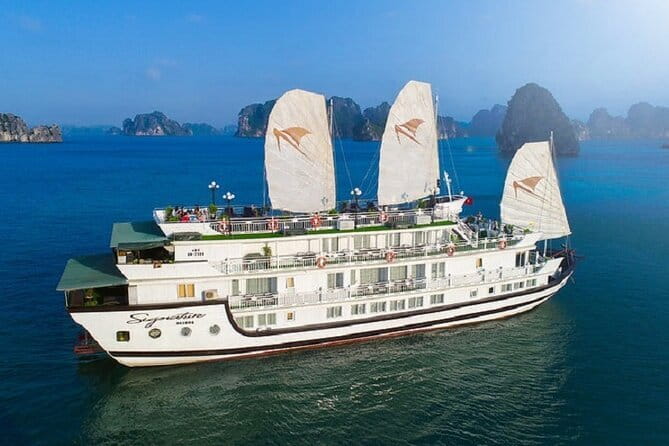 2D1N Bai Tu Long Bay cruises - From Hanoi to Bai Tu Long: two ways to get on board