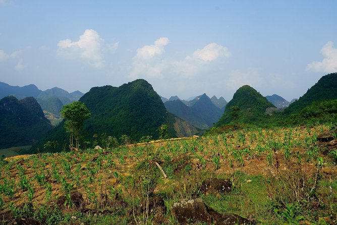 3-Day Ba Be Lake - Ban Gioc Waterfall Private Tour - Day 1: Thai Nguyen culture stop, then Quang Uyen village life