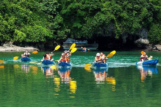 3-Day Cruise on Ha Long Bay with Kayaking, Swimming, Cooking Class,... - Getting From Hanoi to the Boat: The 8:00am Start and Pickup Limits