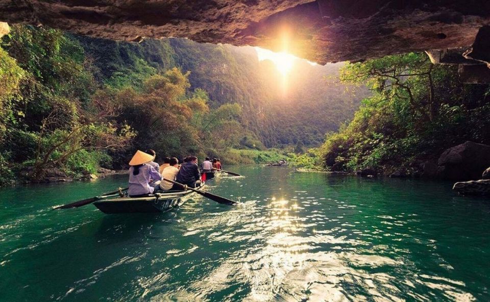 3-Day - Ninh Binh - Lan Ha Bay 5-Star Cruise & Balcony - Dark Cave and Bright Cave: Day 3, slow and scenic