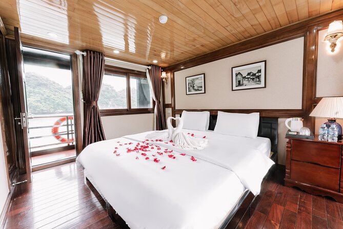 3 Days 2 Nights on Daiichi Boutique Cruise Discover Lan Ha Bay - Day 3 Sunrise Calm: Viet Hai Village and a Final Stretch on the Bay