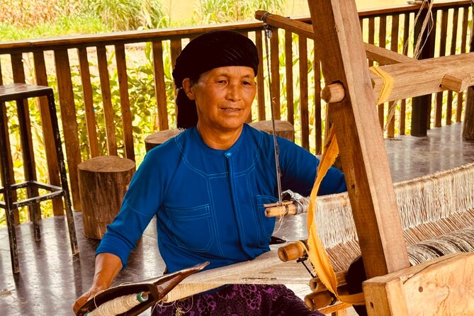 3 Days and 2 Nights Ha Giang Loop Tour - Day Three: Markets (On Sundays), Weaving, and Thai An Waterfall