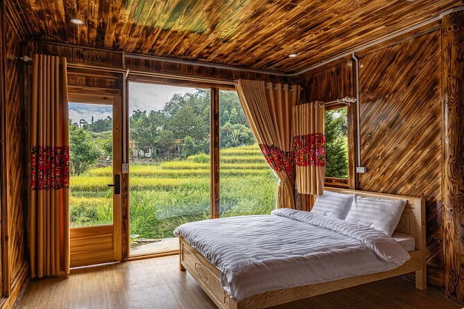 3-Days Sapa Trekking With Local Guide Overnight in Tavan Village - The last trekking day: 6 km to Lao Chai and Hang Cung