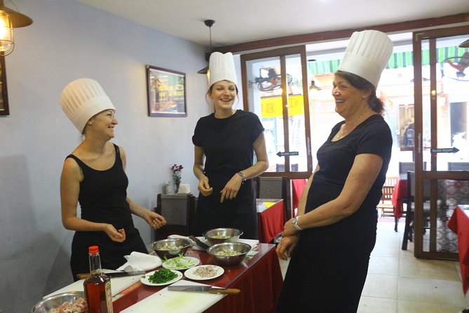 3 Dishes cooking + Egg Coffee bonus & Local Market Tour - Price and time: is $45 a fair value in Hanoi?