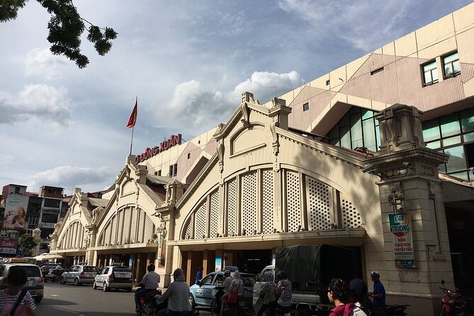 3 Hours Hanoi City Walking Tour with Optional Train Street - Dong Xuan Market and the Old City Gate at O Quan Chuong