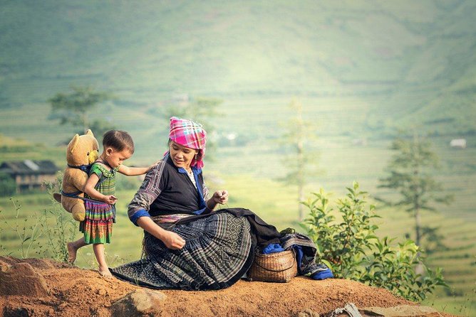 3-Night Sapa Trekking Tour from Hanoi - Meals and 4-star stays: good value, but read the vibe