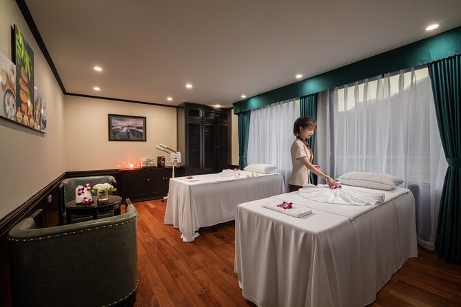 3D2N Luxury HaLong Bay with Aspira Cruise: kayak, Cat Ba island - Day 3: sunrise deck choice, light breakfast, and a final Ha Long Bay cruise