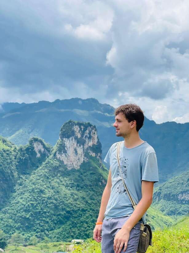 4-day Motorbike Ha Giang Loop Luxury Tour With Easy Rider - Night 0: Hanoi to Ha Giang on a VIP cabin bus