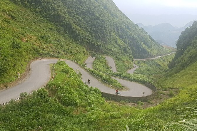 4 Days 3 Nights Ha Giang Easy Driving Motorbike Tours - The Easy Driving Setup: Semi-Automatic Bike, Easy Rider, and Safety Gear
