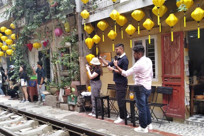 4 Hours Private City Tour with Highligh Train Street - Entering Hanoi’s most unusual street: Train Street