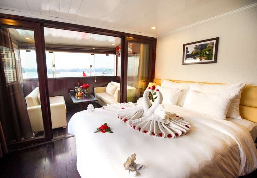 4-star Halong Paloma Cruise 2D1N Trip - Food, comfort, and what 4-star means on this boat