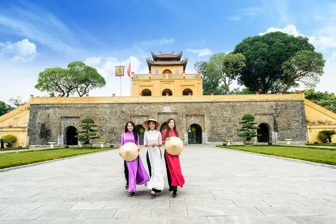 7 Days Explore Vietnam Trip - Cam Thanh to Hoi An Ancient Town: basket boat practice, lantern streets, and Hoi An Memories Show