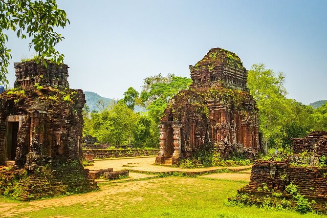 9 Days Beauty of Vietnam - Super save - Flying to Ho Chi Minh City (Day 7): a clean break from long road days