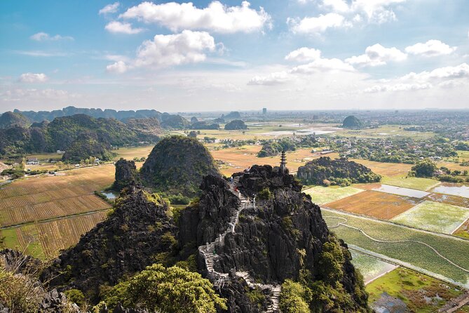 9 Days Northern Vietnam from the Mountain to the Bay - Ninh Binh: Ha Long Bay on land, with boats and temples