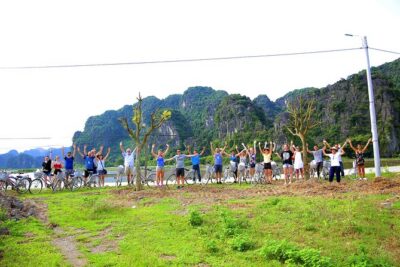 A Comfortable Trang An - Bai Dinh Limousine small group tour 1 day - Getting from Hanoi in a Comfortable Limousine Morning