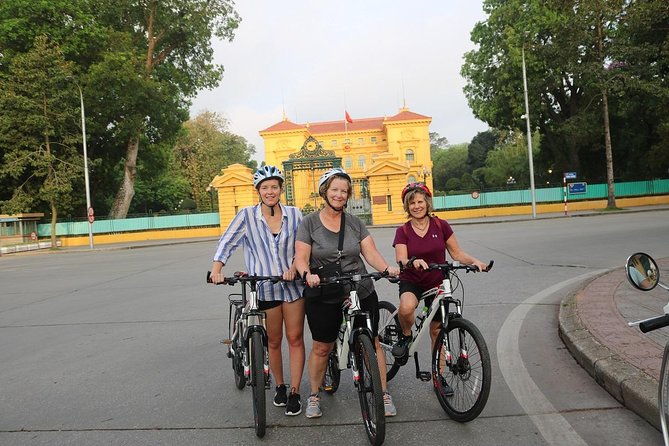 A Glimpse Of Hanoi ,Cultures, History, Backstreet, Train Street - Key points to know before you book