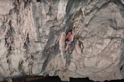 A half day deep water soloing in Lan Ha Bay - Cat Ba. - When You Start: Tides Control Your Climb and Your Kayak Time