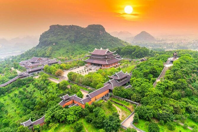 All Inclusive Full Day - Ninh Binh Tour, Transfers, Meals, Ticket - Lunch on board: goat meat, fried rice, and fruit that actually keeps you going