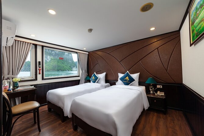 Amanda Cruise - Luxury Unique Halong Bay Cruise (2D1N Tour) - Day 2 morning: Tai Chi, breakfast, and Sung Sot Cave