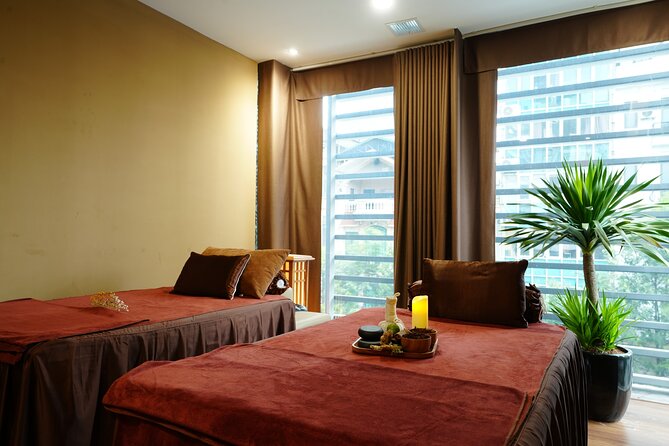 Amare Onsen and Jjimjilbang - Therapeutic spa + on-site food: recovery you can actually keep going