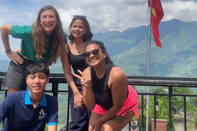 Amazing Mai Chau - Pu Luong 3 days: Waterfall, Rafting & Trekking - Day 1: Thung Khe Pass viewpoints and Thai village time in Mai Chau