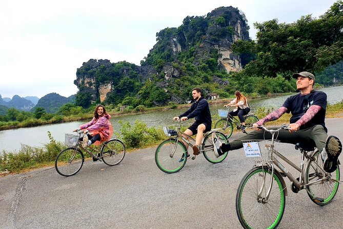 Amazing Ninh Binh Day Trip-Hoa Lu-biking-Trang An-Mua cave. - Trang An Grottoes: Boat Ride “On Land” Magic